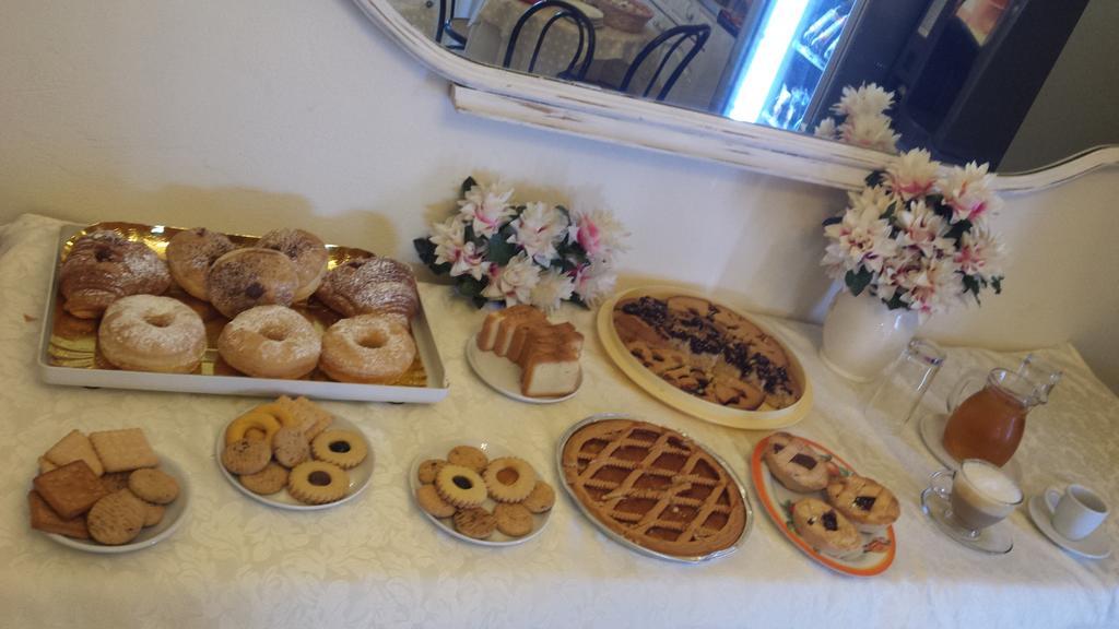 Bed & Breakfast Santa Fara Барі Екстер'єр фото