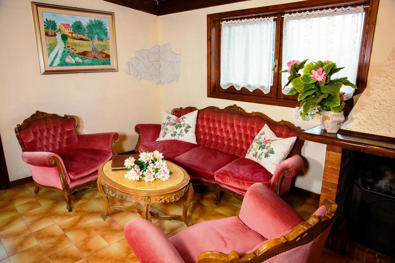 Bed & Breakfast Santa Fara Барі Екстер'єр фото