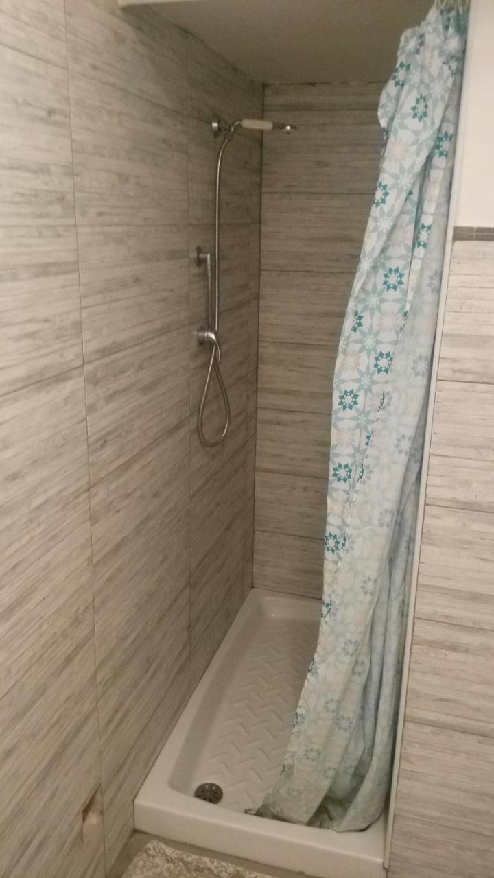 Bed & Breakfast Santa Fara Барі Екстер'єр фото