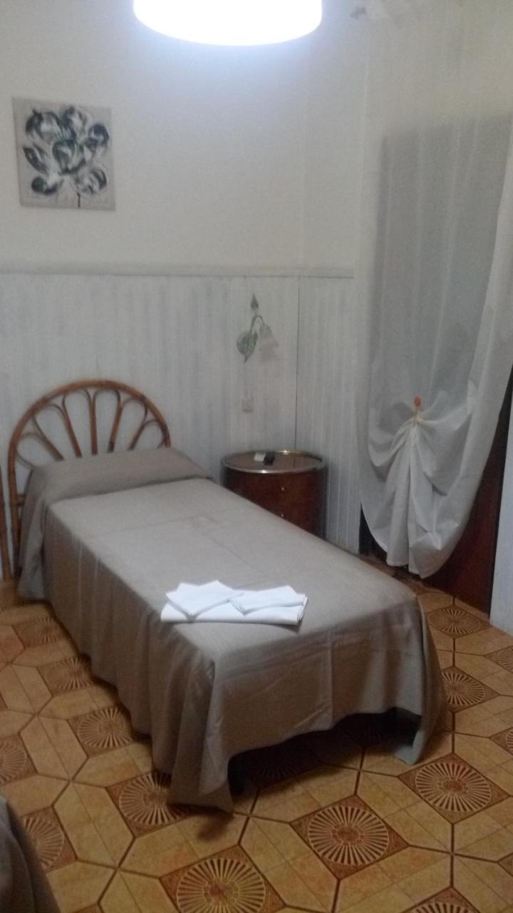 Bed & Breakfast Santa Fara Барі Екстер'єр фото